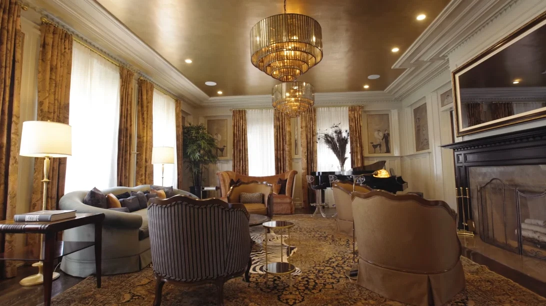 45 Interior Design Photos vs. 601 S Windsor Blvd, Los Angeles Luxury Mansion Tour