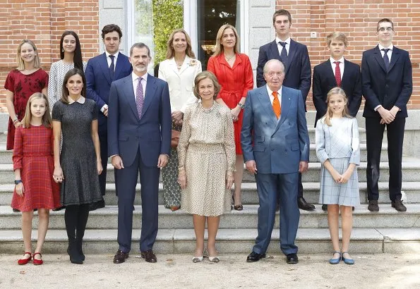 King Juan Carlos, King Felipe, Queen Letizia, Princess Leonor, Infanta Sofia, Infanta Elena, Infanta Cristina, Juan, Pabln, Irene and Miguel