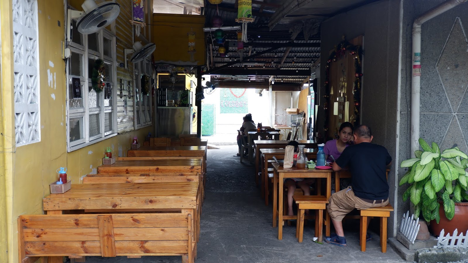 TAPSIHAN NI LOLO BOY One of The Best in Imus Cavite