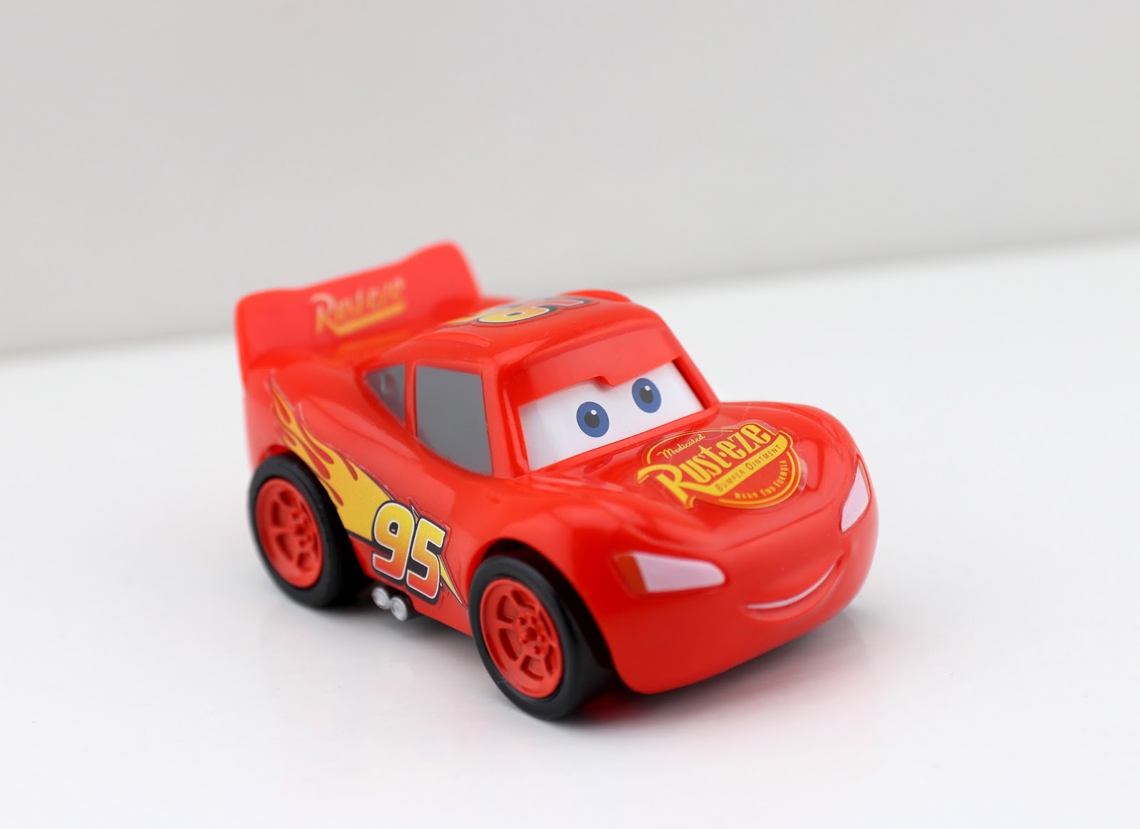 pixar cars 3 wind-up toys thinkway