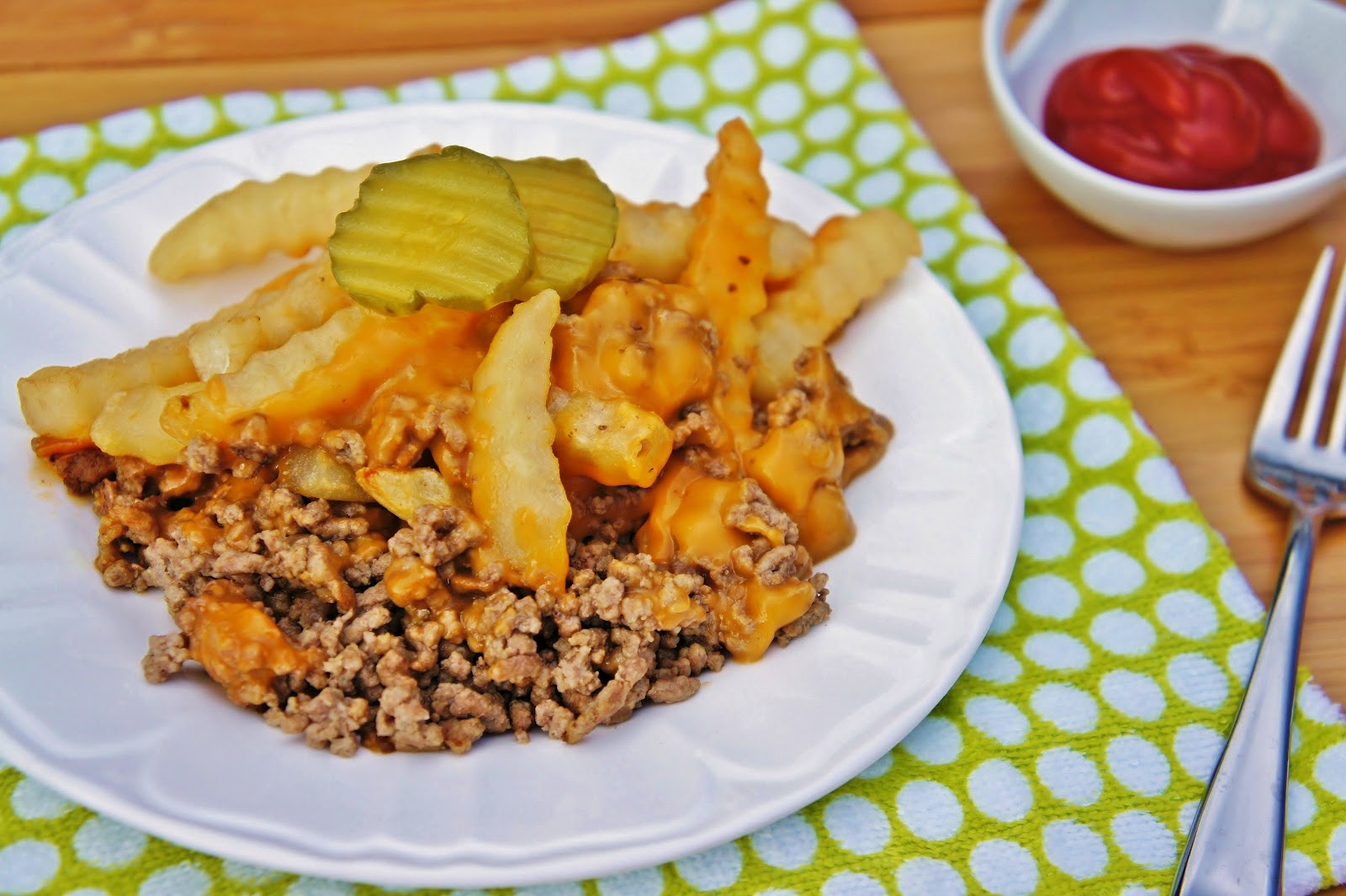 Simply Delish Bakery Cheese Burger French Fry Casserole
