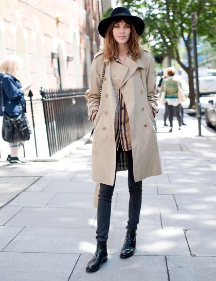 Ashlees Loves: The Trench