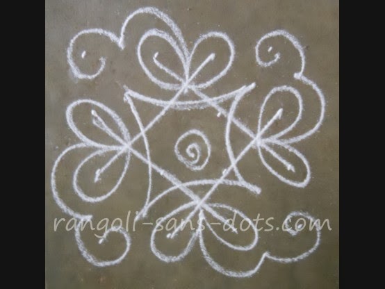 Doorstep Horizontal Rangoli Designs