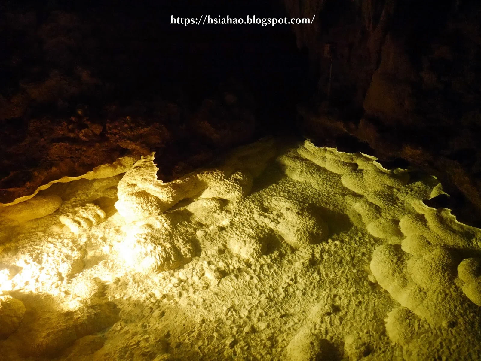 沖繩-景點-推薦-親子景點-家庭-沖繩世界文化王國-玉泉洞-自由行-旅遊-Okinawa-world-Gyokusendo-Cave