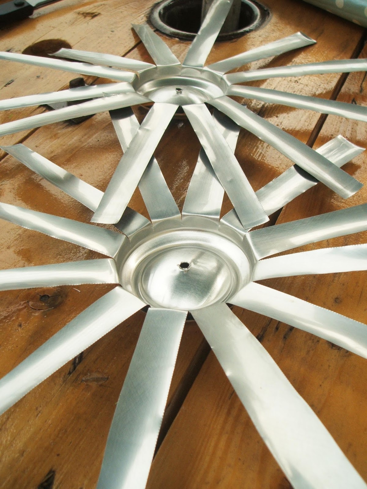 Me, You and Magoo How to make amazing windspinners with upcycled drinks cans