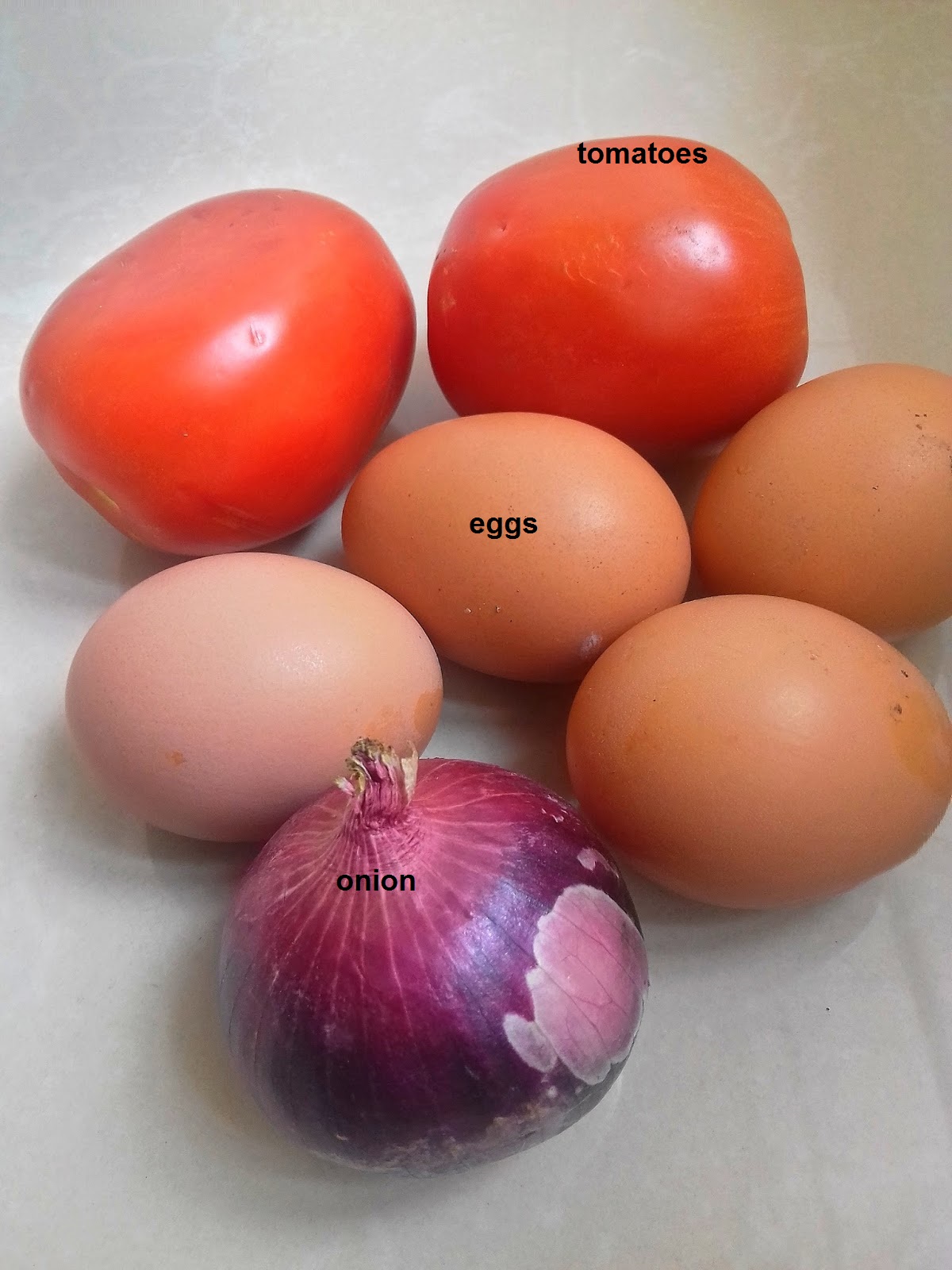 TOMATO SCRAMBLED EGGS