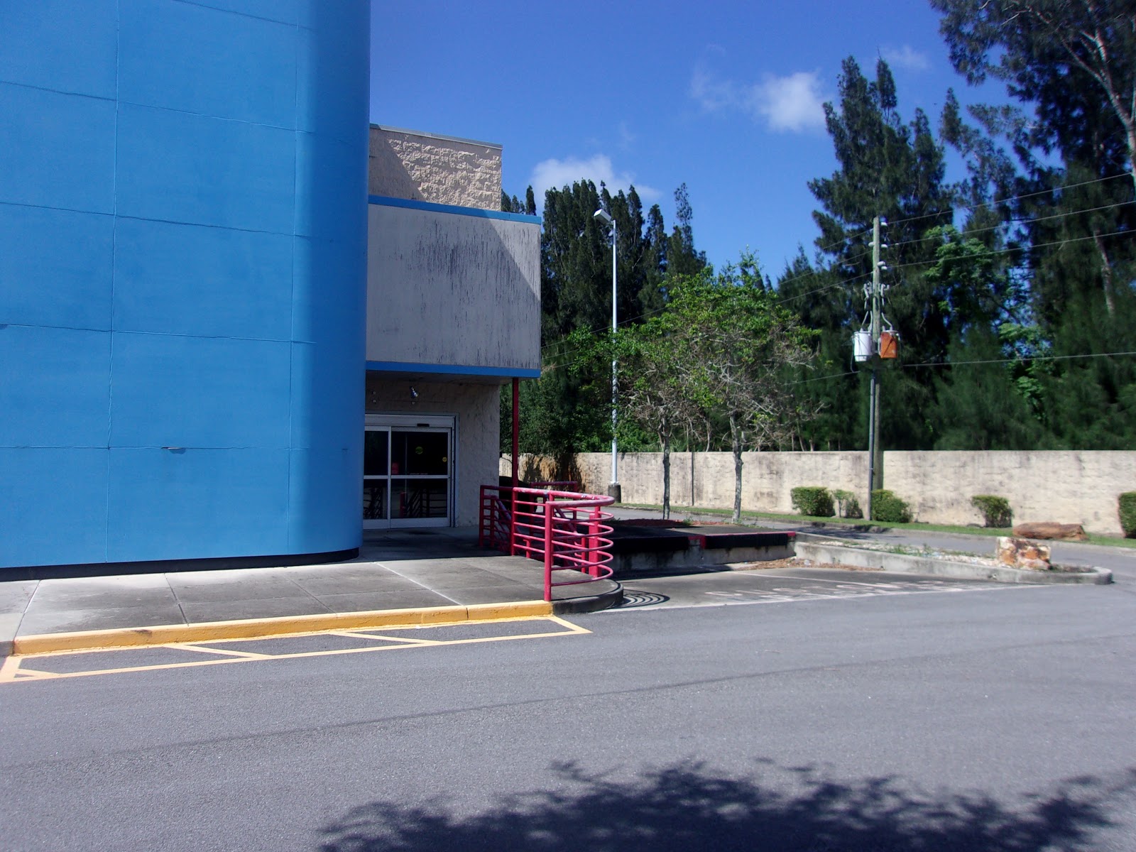 My Florida Retail Blog The Last Of It's Kind Former Topline