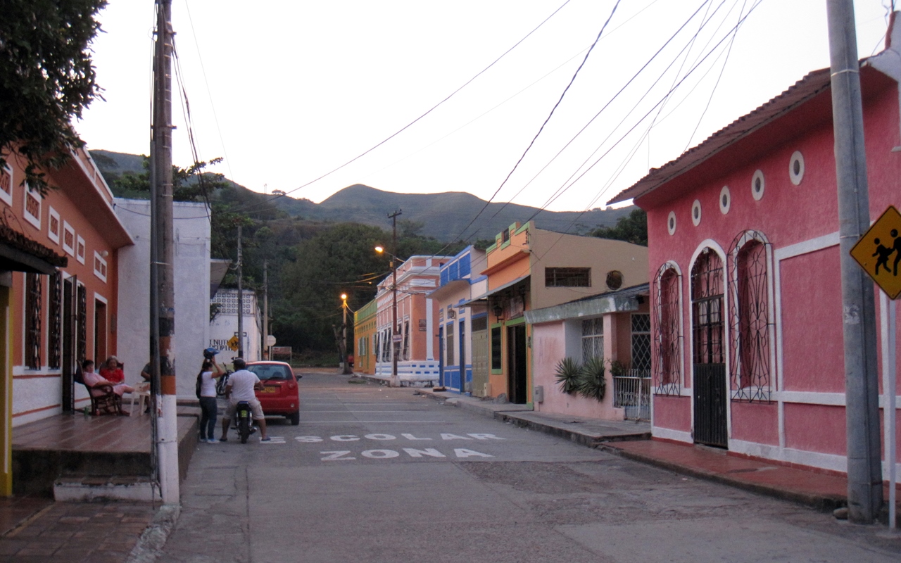 The Ricardo Astrauskas WebSite Honda Tolima con Rosemary