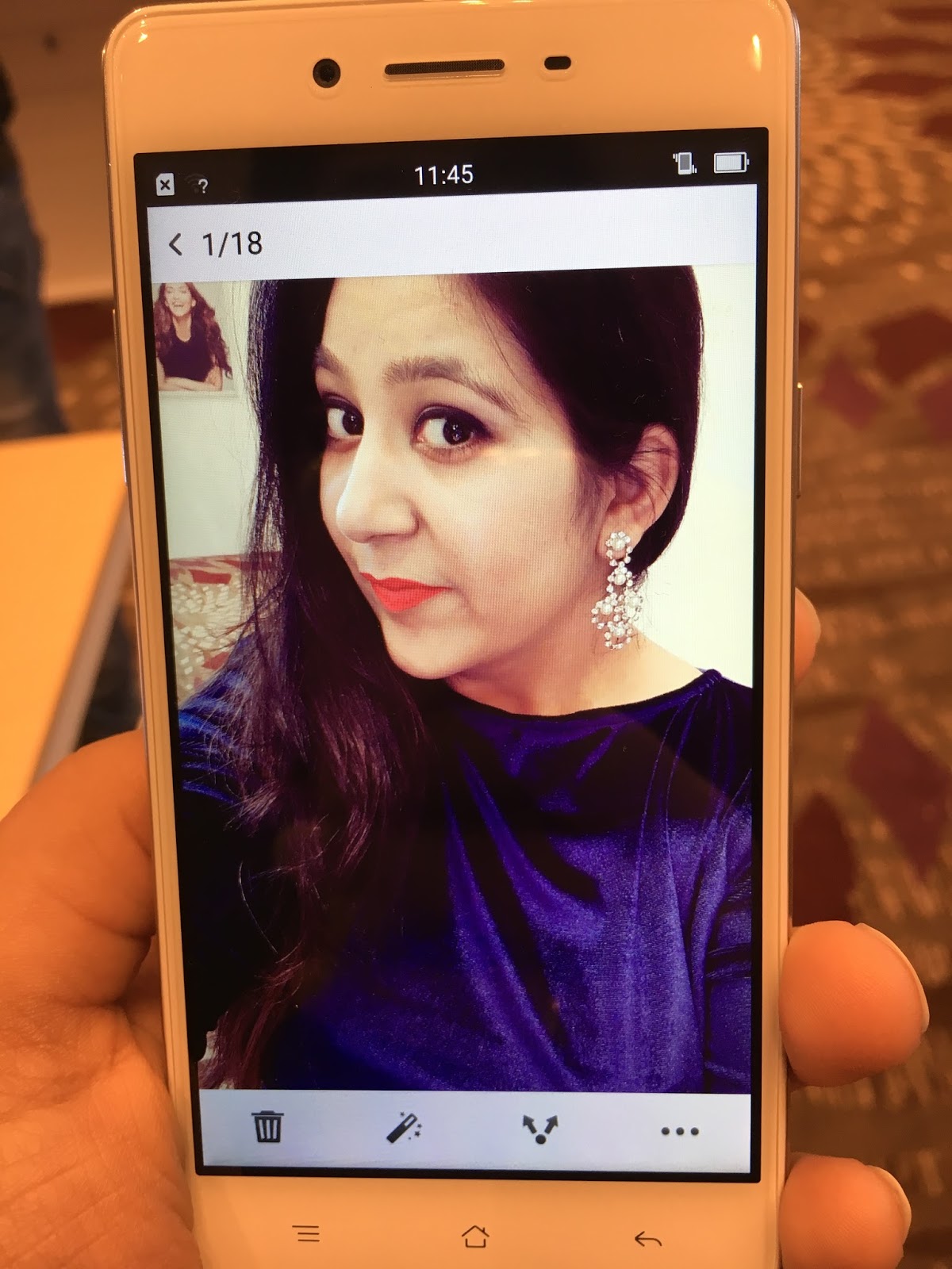 Review OPPO F1 Selfie Expert Elegant Budget Cameraphone for Selfie