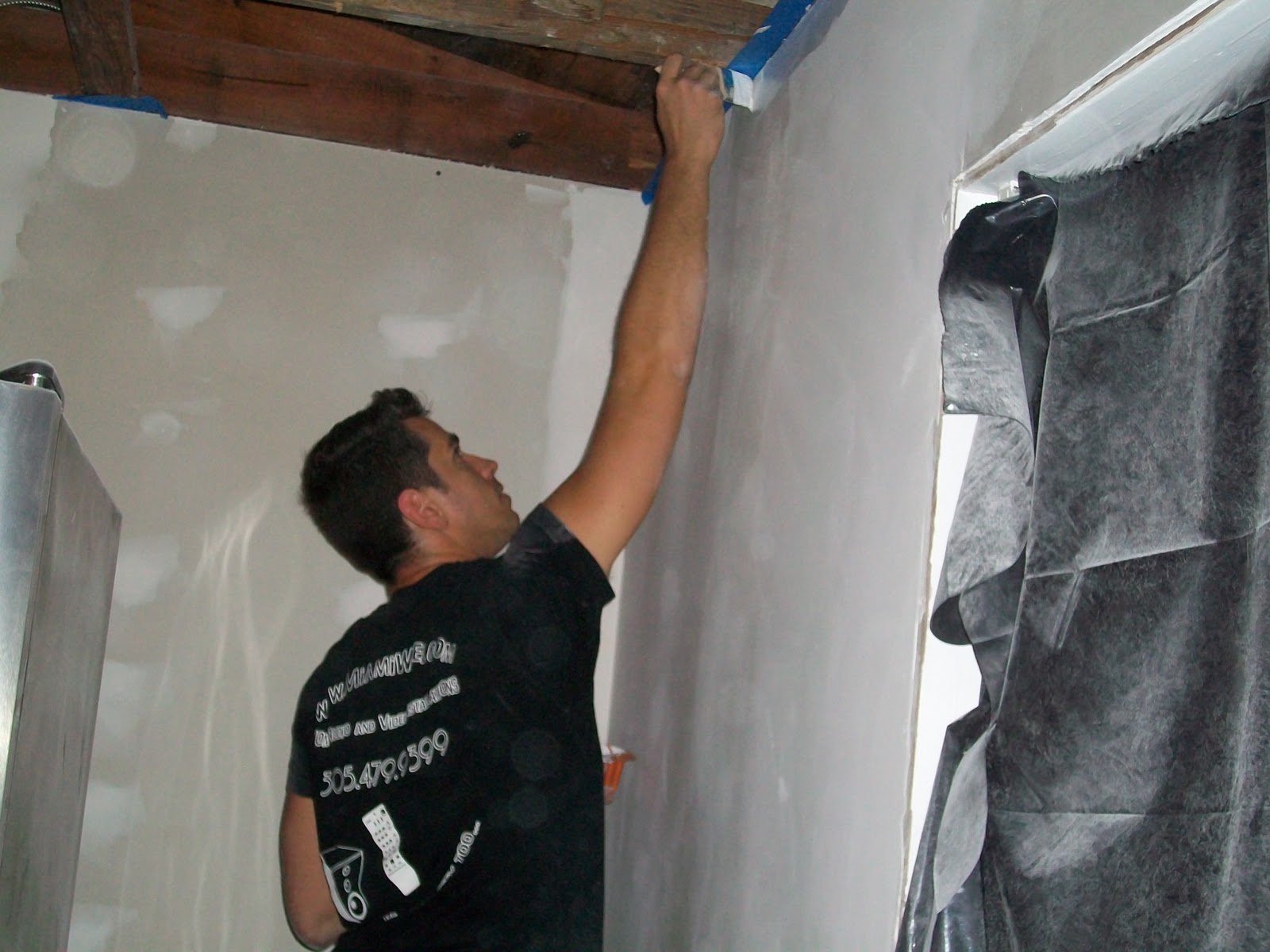 DIY Renovations & Design Joint compound, drywall, sanding & priming.