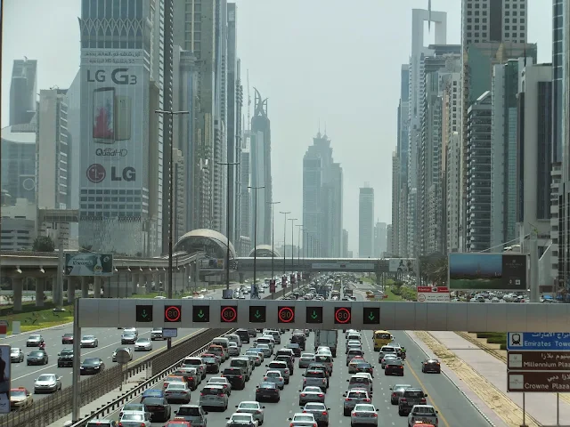 dubai-highway ドバイの高速道路