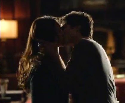 Vampire Diaries' Damon & Elena's Rain Kiss Finally Happens