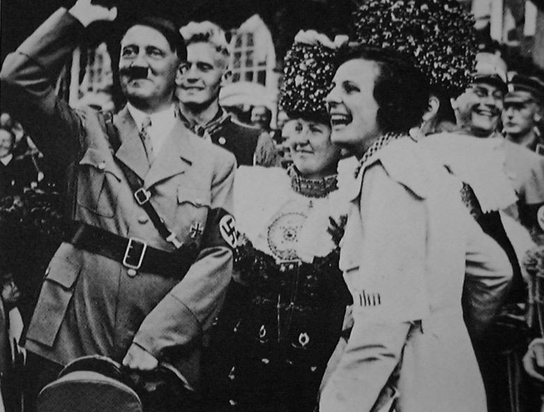 Riefenstahl Triumph Of The Will NAZI JERMAN: Triumph des Willens (Triumph of the Will), Dokumenter