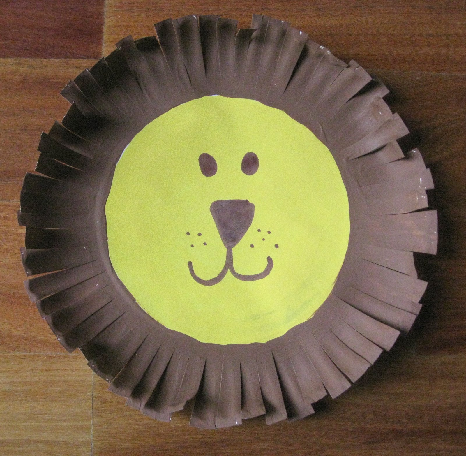 Slashcasual lion paper plate craft
