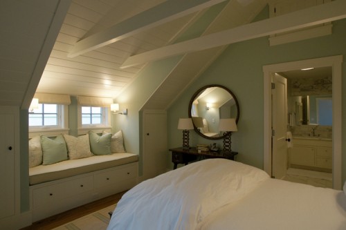 Attic Works: Color - green