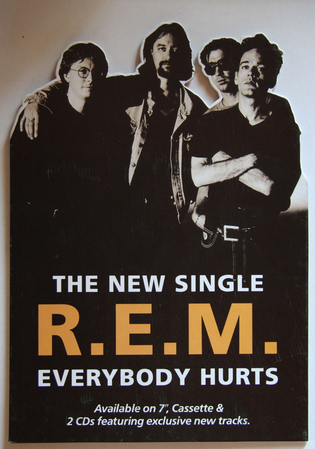 Everybody hurts. R.E.M. - Everybody hurts. Rem Everybody hurts. R.E.M album. Hurts обложки.
