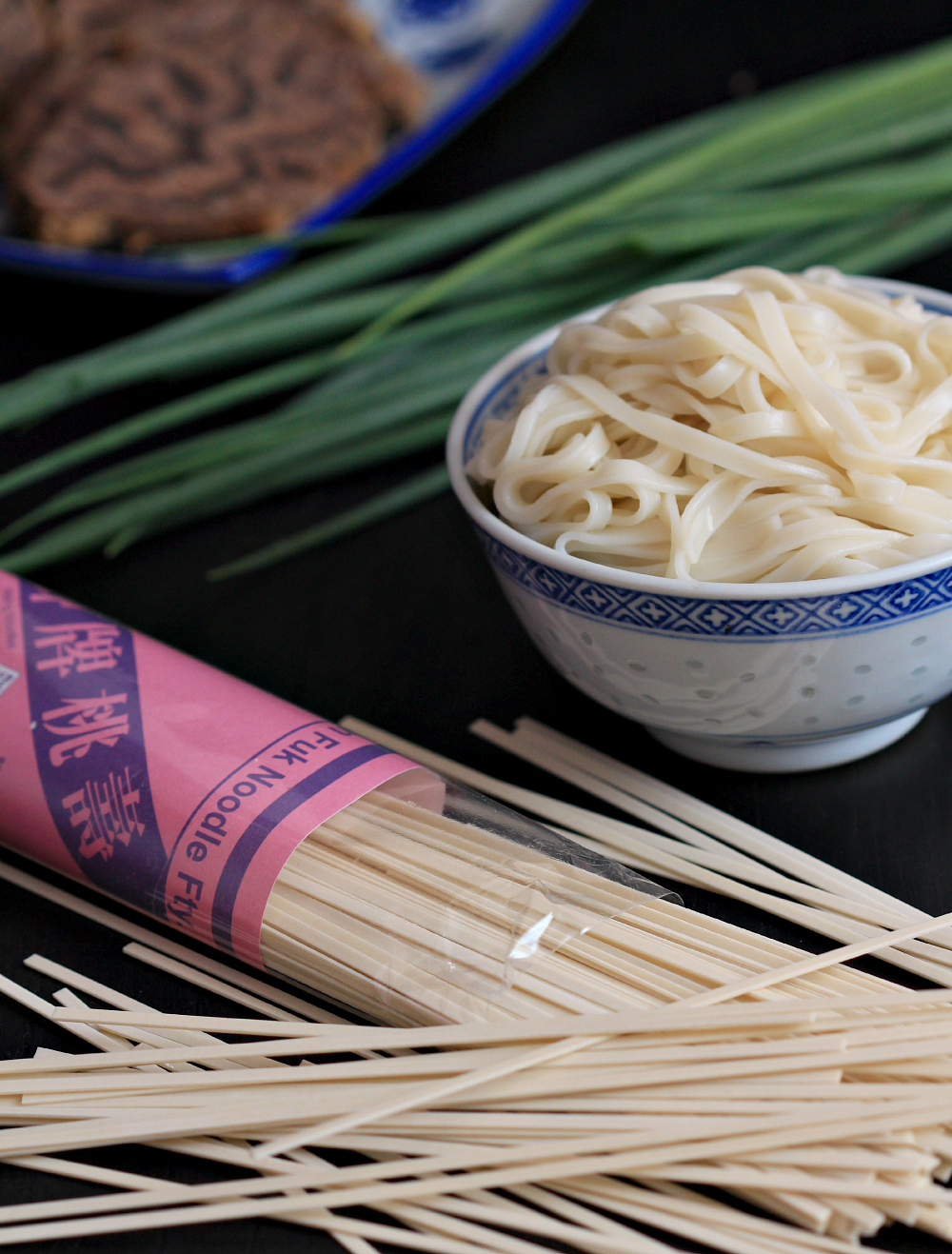 Taiwanese beef noodle soup / niu rou mian