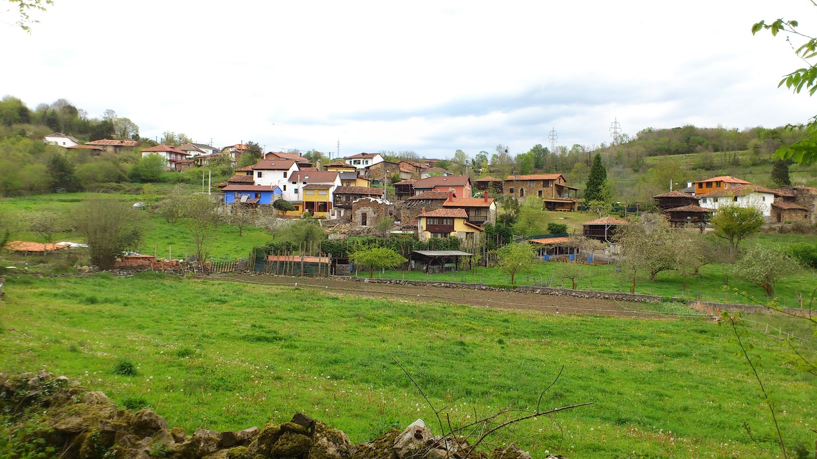 GRUPO MONTAÑERO MOSCON PERLAVIA PERLAVIA