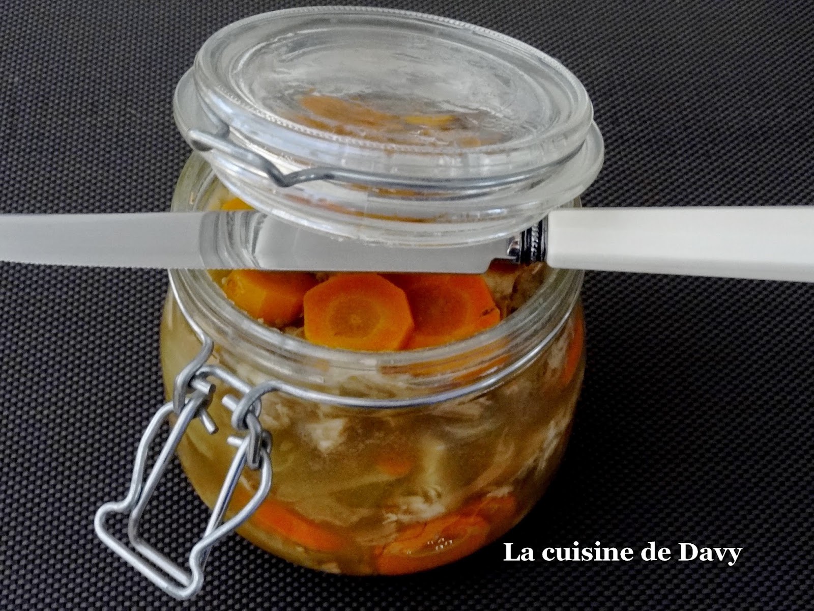 La cuisine de Davy Terrine de lapin en gelée