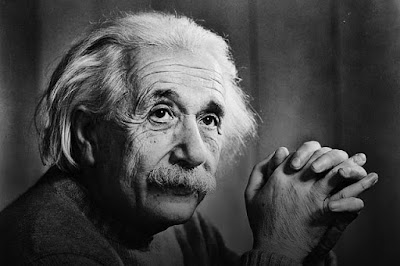 Albert Einstein Siapakah Alebert Einstein