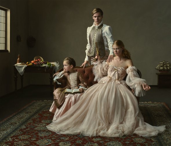 As incríveis fotografias que parecem pinturas clássicas de Gemmy Woud-Binnendijk Gemmy Woud-Binnendijk fotografia como pinturas clássicas renascentistas luz sombras