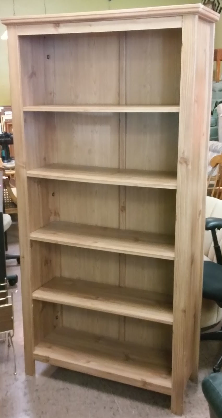 UHURU FURNITURE & COLLECTIBLES SOLD Knotty Pine Effect Shelf 40