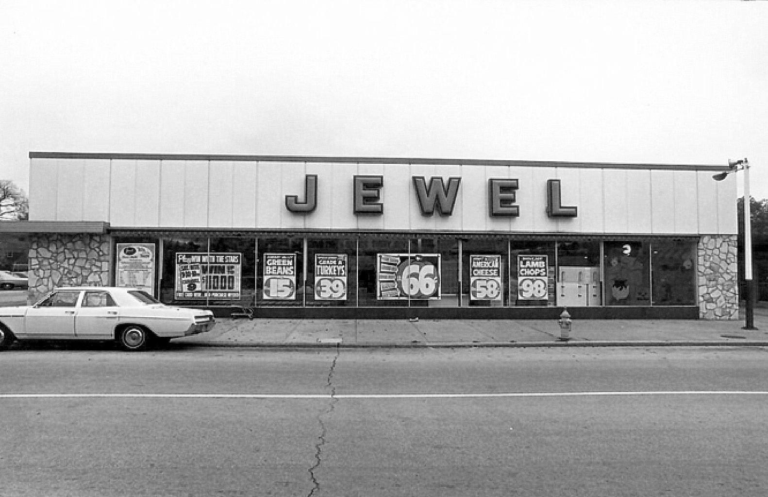 Turning back Time Riverside, Illinois in the 1970's