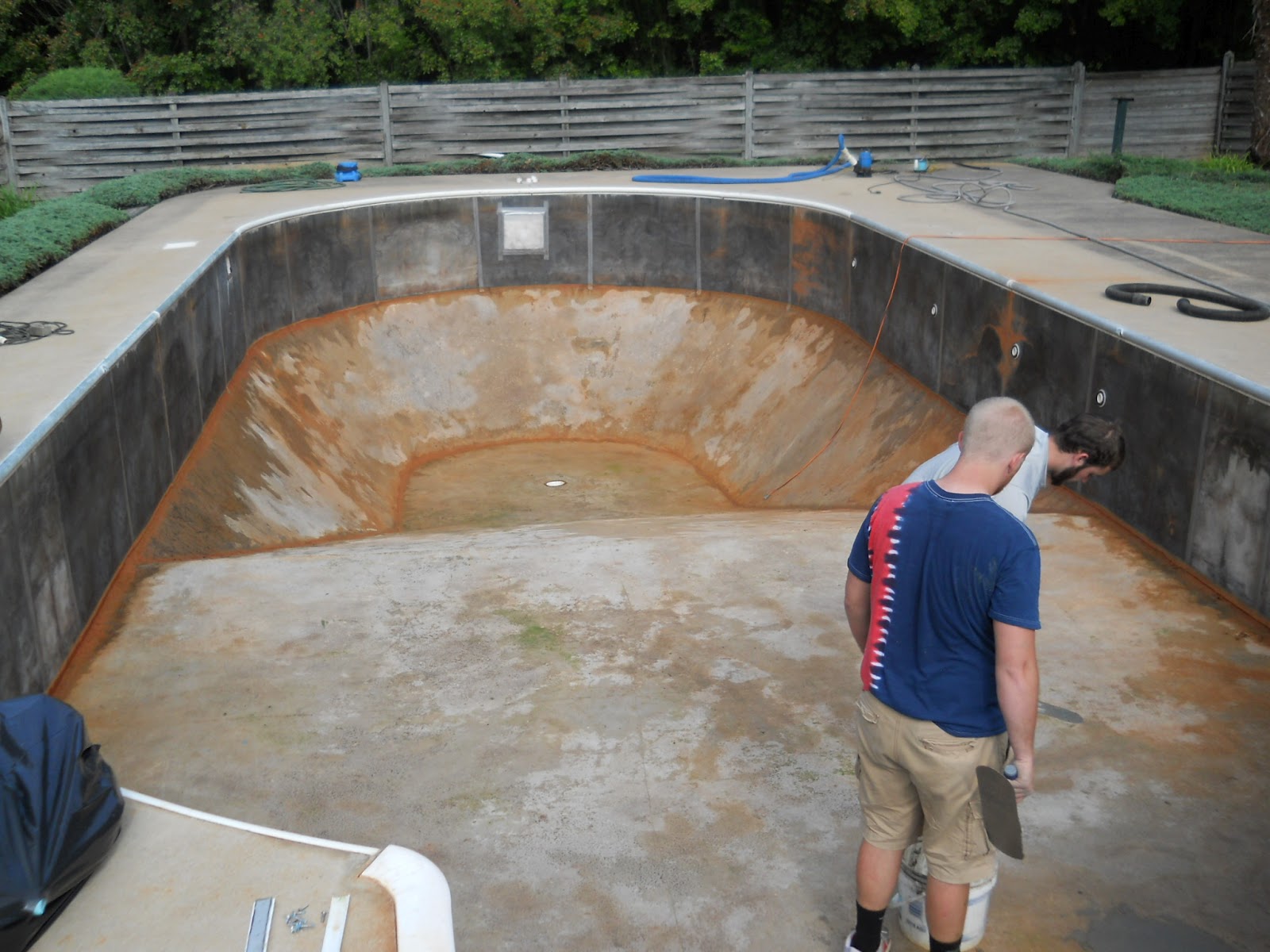 small hole in pool liner