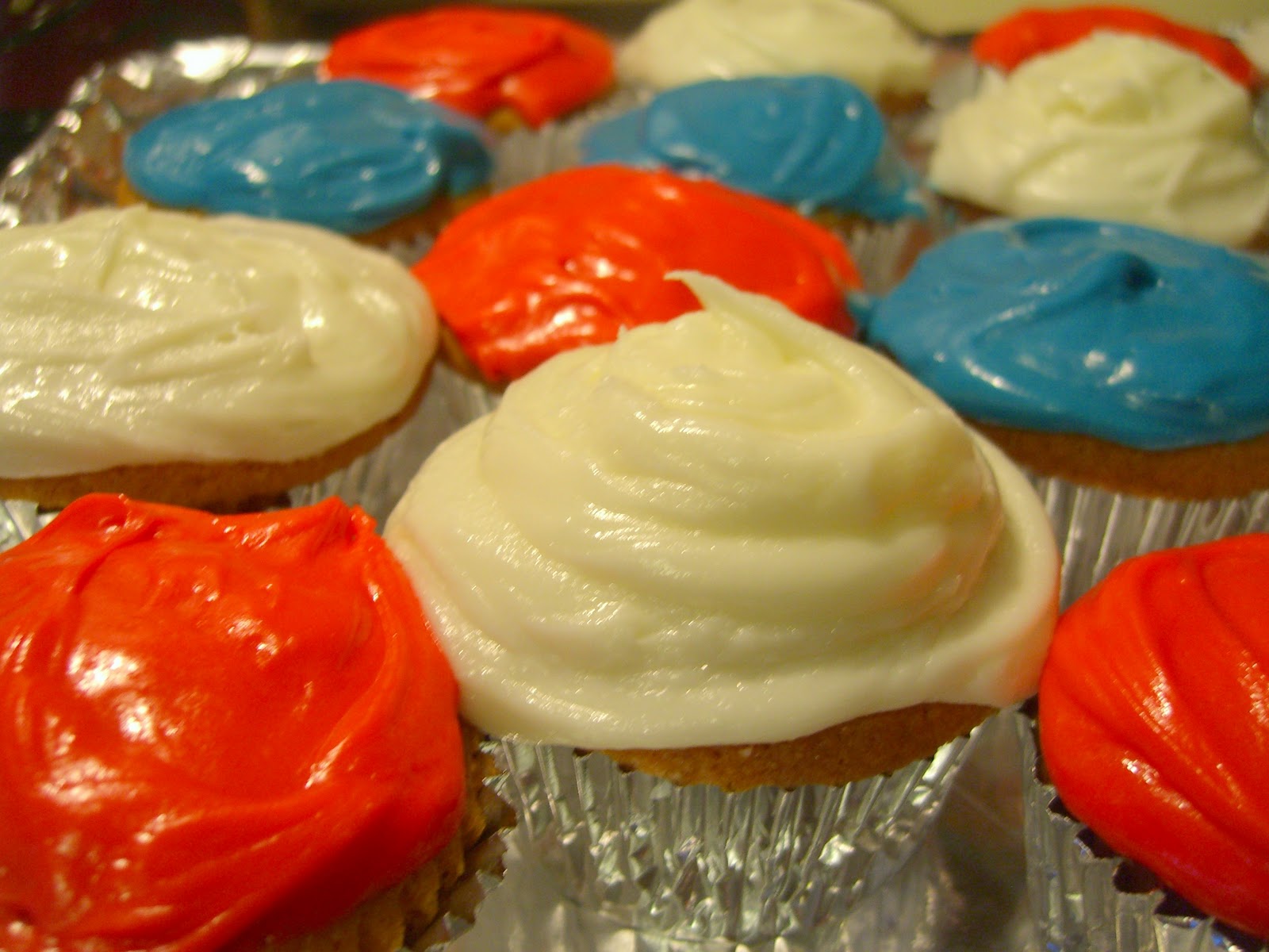 The Working Home Keeper My Favorite Cupcake The Pioneer Woman's Vanilla Cupcakes