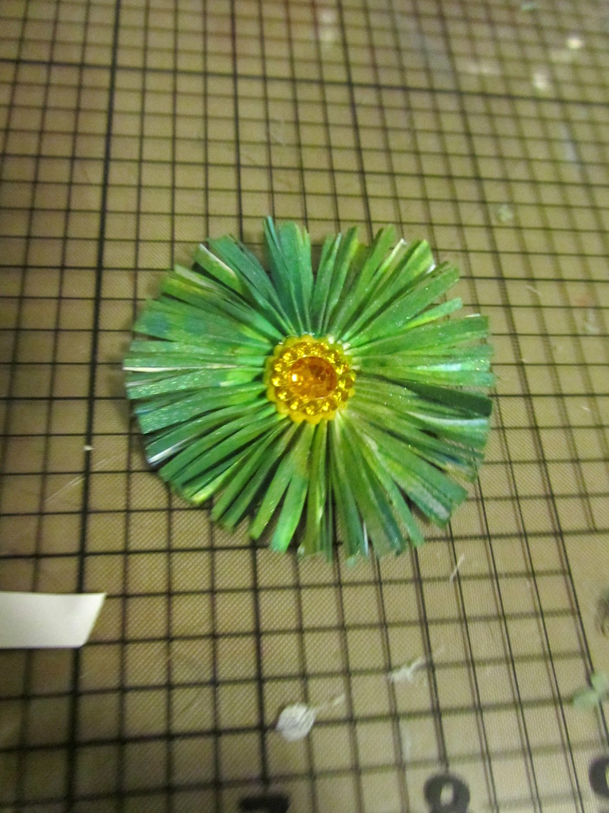 Scrapping My Life Away Fan Flowers with a Twist Tutorial