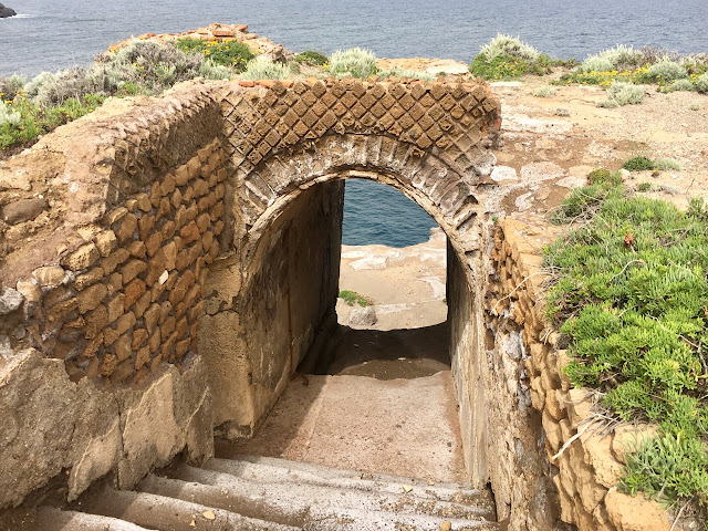 Guide to the Island of Ventotene