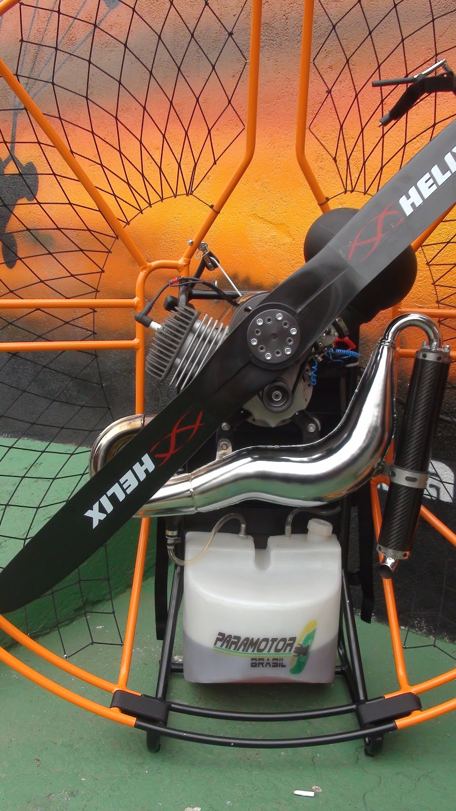 PARAMOTOR CURSOS E EQUIPAMENTOS: PARAMOTOR MOSTER R-185