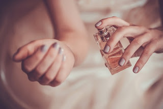 Saiba o aroma do seu perfume e compre pela internet