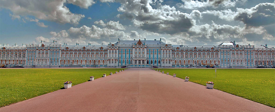 catherine's+palace+front.jpg