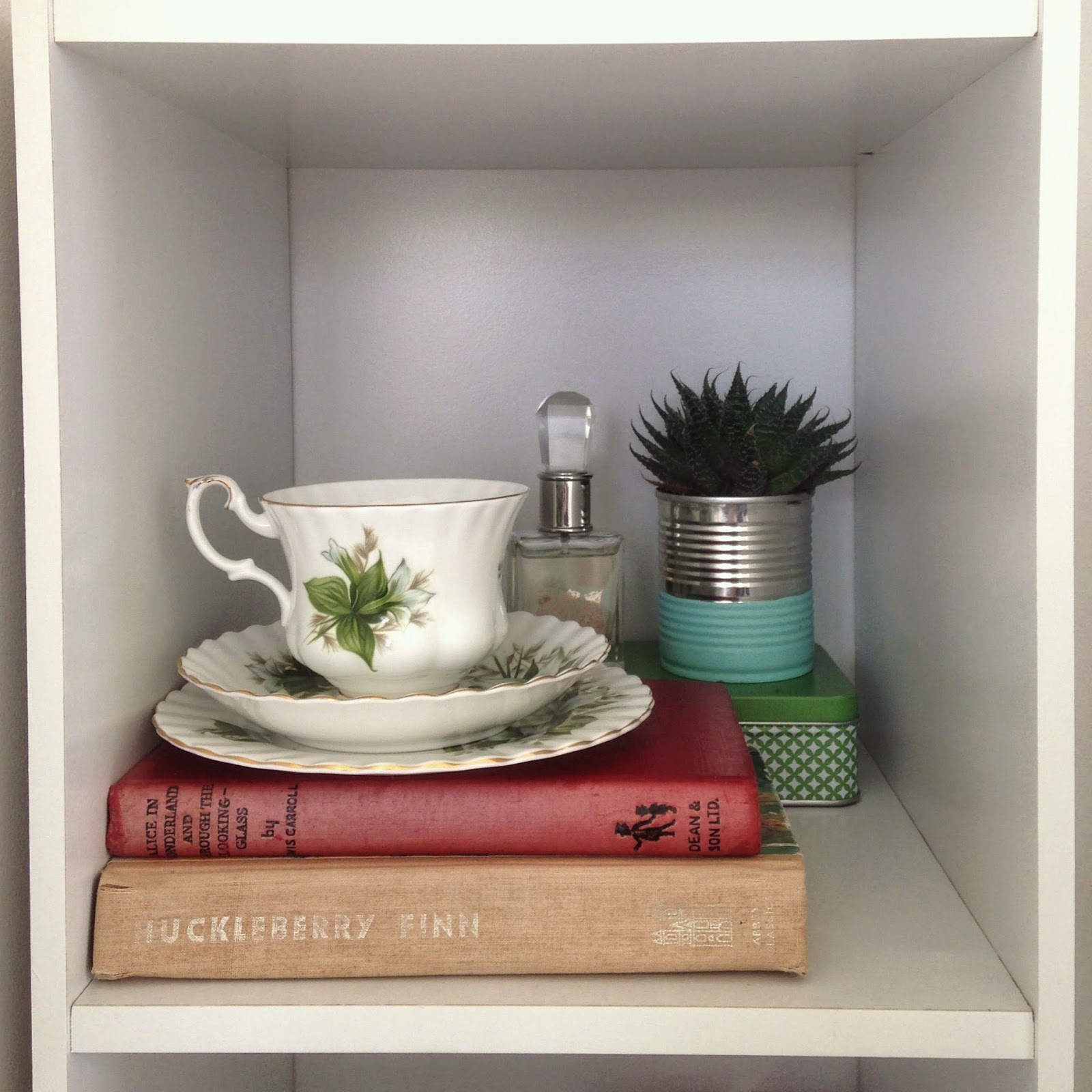 Room Inspiration Bookshelf Fillers The Dreamers Club