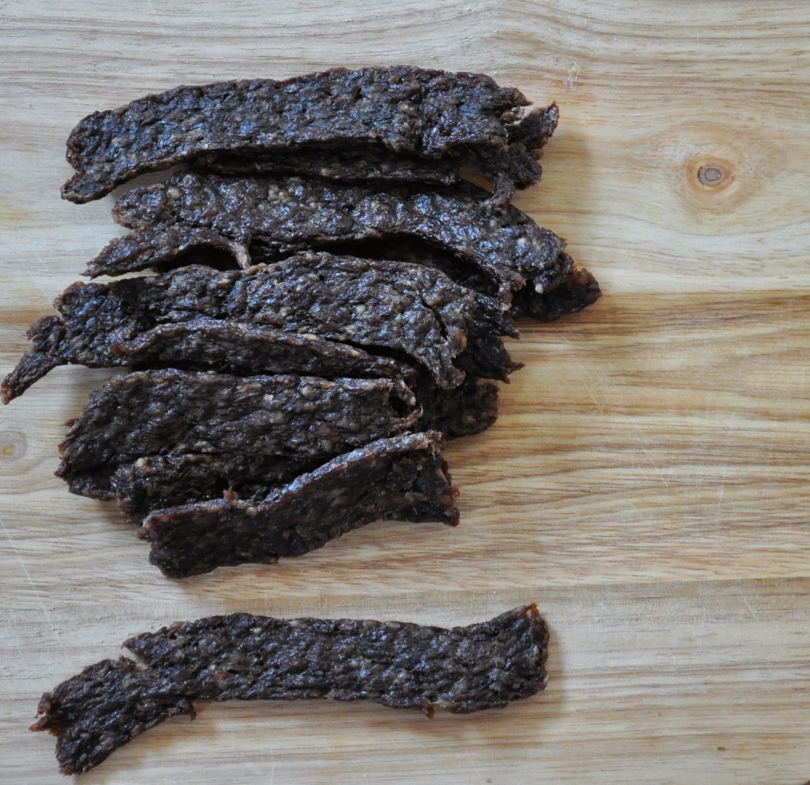 Easy Homemade Ground Beef Jerky Recipe is Budget Friendly