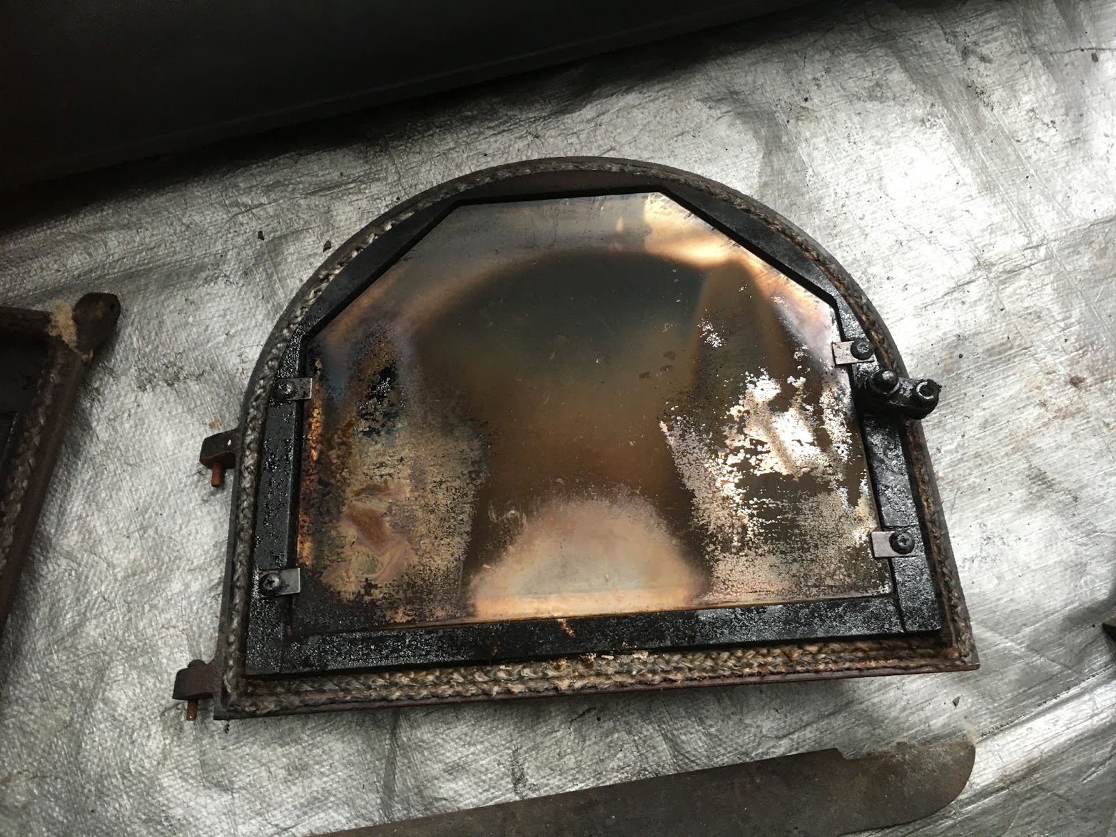 お引き取り限定☆特選中古薪ストーブの掘り出し物です。