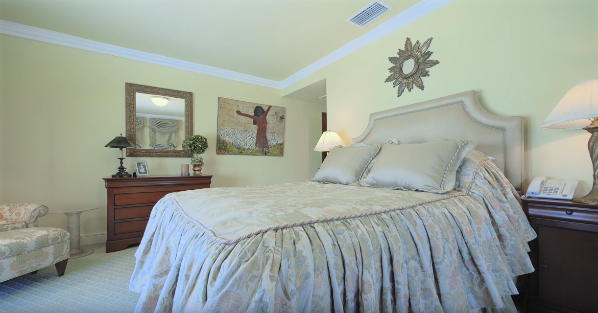 Tour 577 Ocean Blvd, Golden Beach, FL vs. 34 Mansion Interior Design Photos