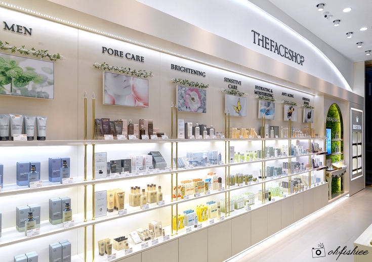 1-thefaceshop_pavilion_11.jpg