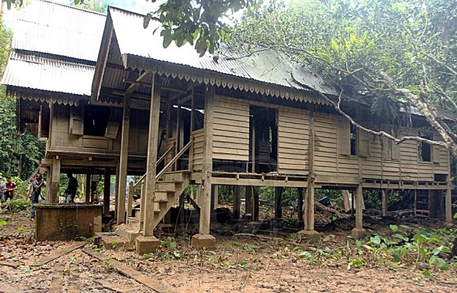 RUMAH TRADISI PAHANG PENINGGALAN PENGHULU KELOLA MENJADI KOLEKSI MUZIUM