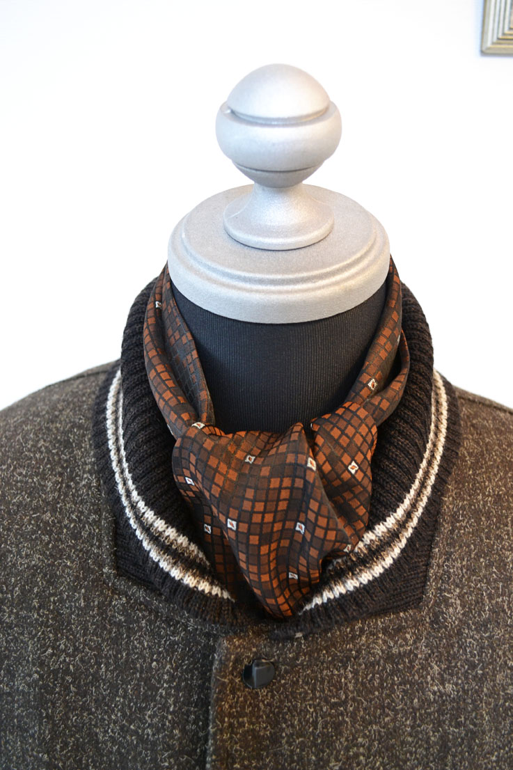 ADJUSTABLE COSTUME: ♪ Work Style Stripe Shirt & Black Kemp Wool Suit ...
