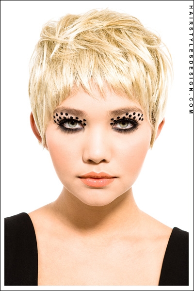 Glam Up Your Short Hair for the Party