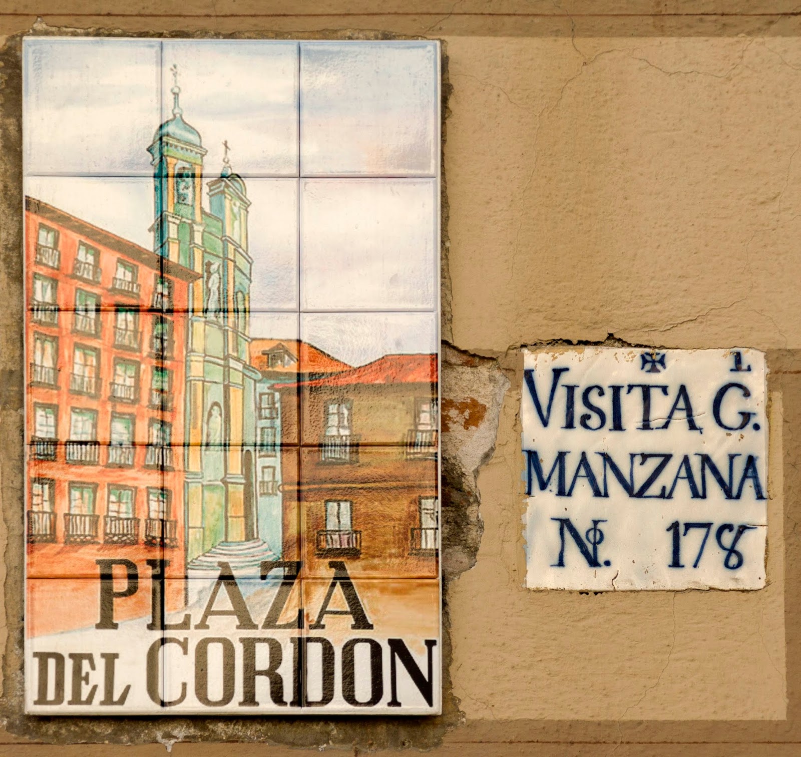 Instantes, fotos de Sebastián Navarrete Madrid, la historia de los azulejos con 270 años de Instantes, fotos de Sebastián Navarrete Madrid, la historia de los azulejos con 270 años de