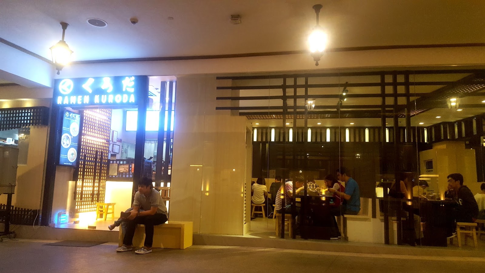 Sand Under My Feet Ramen Kuroda Venice Grand Canal Mall