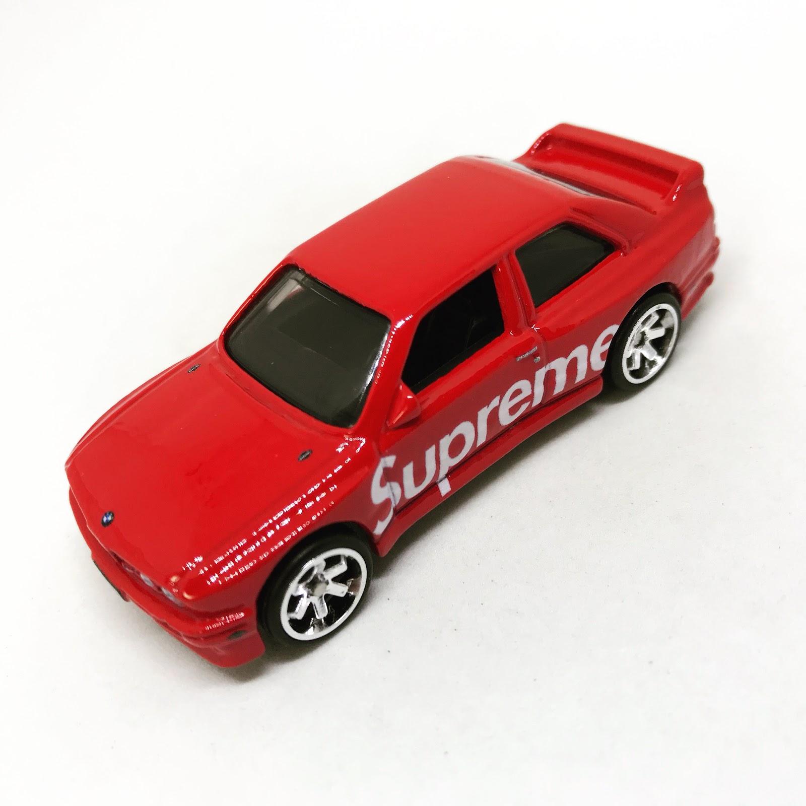 JULIAN'S HOT WHEELS BLOG 1992 BMW M3 & Fleet Flyer (2019 SUPREME