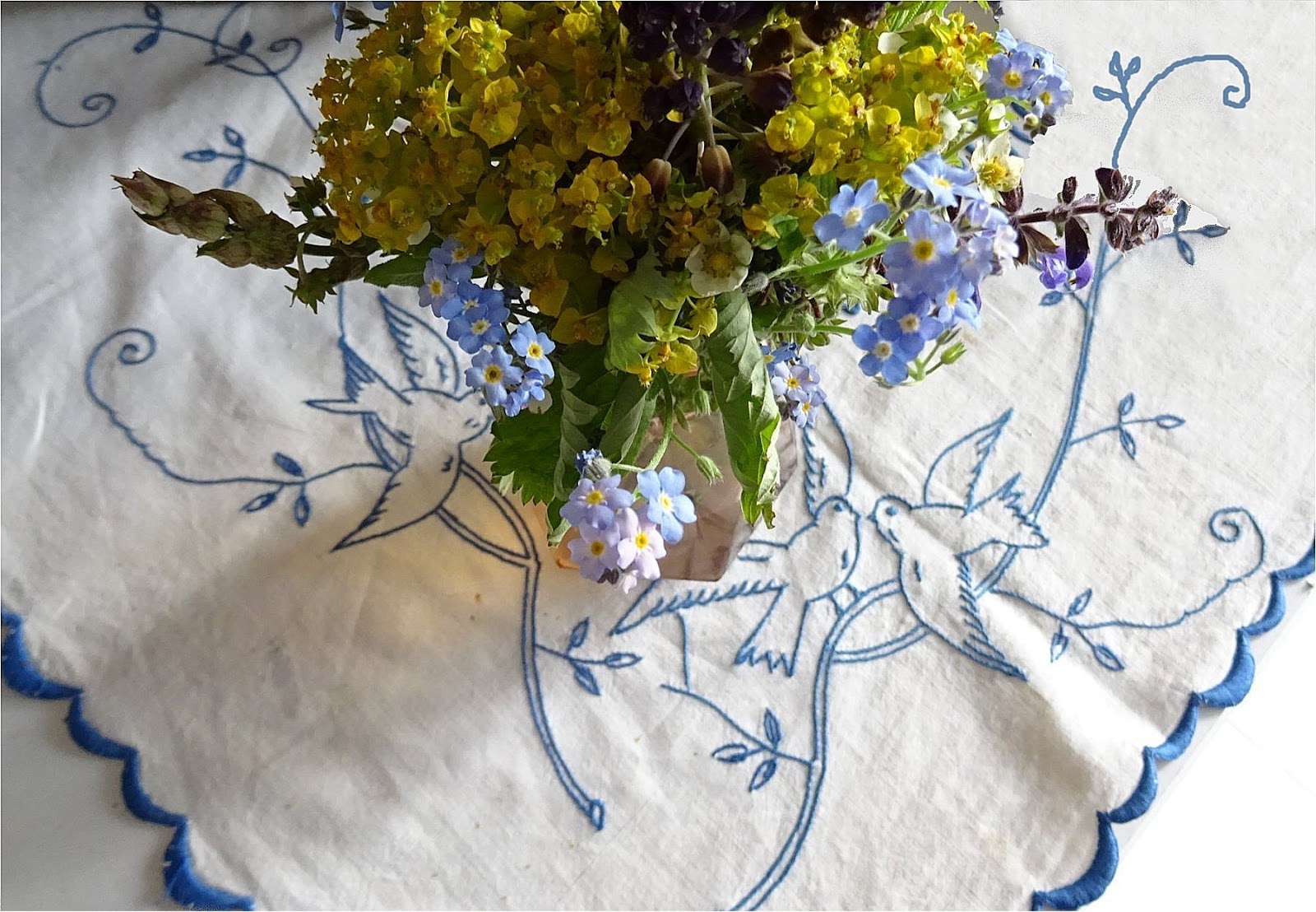 Tuto Dessin Comment Dessiner Une Rose Etapes Par Etapes