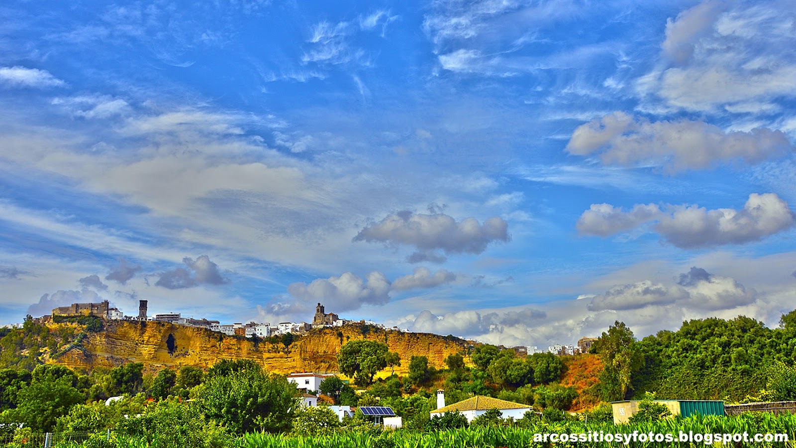 ARCOS, sitios y fotos. Panorámicas desde los Llanos de las Huertas en Arcos de la Frontera ARCOS, sitios y fotos. Panorámicas desde los Llanos de las Huertas en Arcos de la Frontera