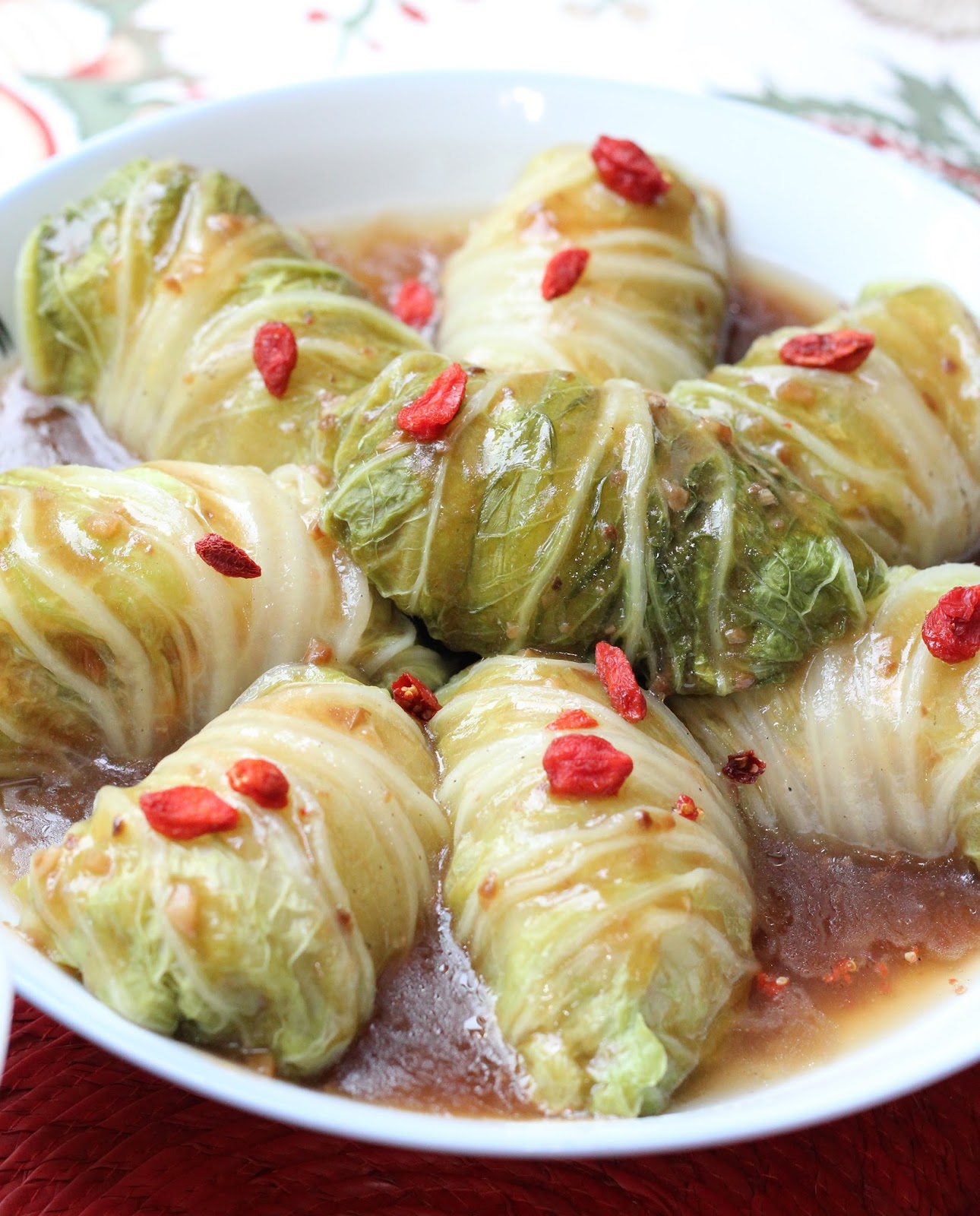 Honey Bee Sweets Steamed Stuffed Meat Cabbage Roll