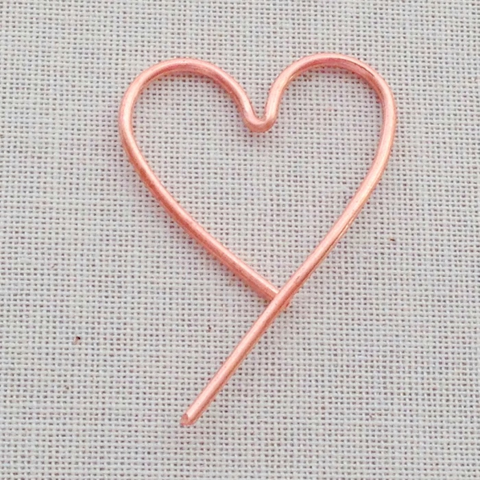 Lisa Yang S Jewelry Blog How To Make Wire Heart Free Jewelry Making Tutorial On How To Make A Heart Shaped Wire Frame That You Can