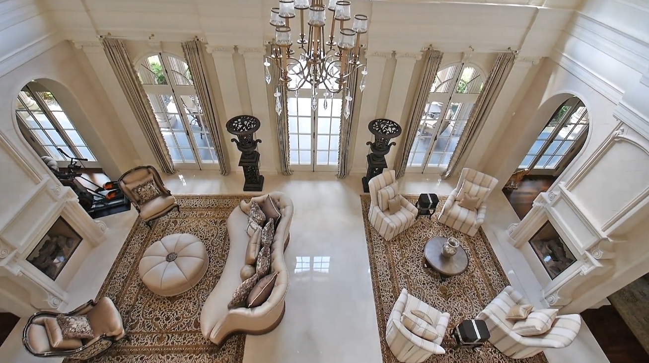 Luxury Mansion Interior Design Tour vs. 489 Lakeshore Road East, Oakville, ON - Sotheby's International Realty Canada